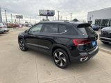 New 2024 Volkswagen Taos SE image 6