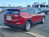 Used 2024 GMC Terrain SLE image 2