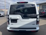 Used 2015 Land Rover LR4 HSE image 4