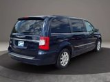 Used 2013 Chrysler Town & Country Touring image 6