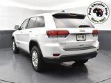 Used 2020 Jeep Grand Cherokee Laredo image 4