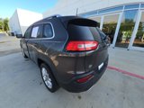 Used 2016 Jeep Cherokee Limited image 3
