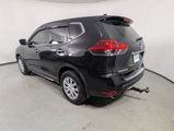 Used 2017 Nissan Rogue S image 5