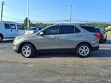 Used 2018 Chevrolet Equinox LT image 2