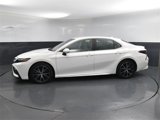 Used 2023 Toyota Camry SE image 4