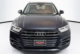 Used 2020 Audi Q5 e Premium Plus w/ Premium Plus Package image 2