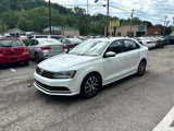Used 2017 Volkswagen Jetta SE image 2