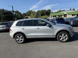 Used 2011 Volkswagen Touareg Sport image 5