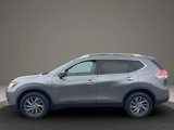 Used 2016 Nissan Rogue SL image 2
