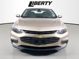Used 2018 Chevrolet Malibu LT image 2
