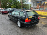 Used 2005 BMW 325i Wagon image 3