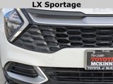 Used 2023 Kia Sportage LX image 3
