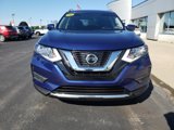 Used 2020 Nissan Rogue SV image 2