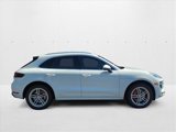 Used 2017 Porsche Macan Turbo image 4