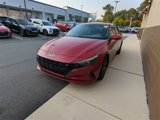 Certified 2022 Hyundai Elantra SEL w/ Preferred Accessory Package image 2