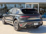 Used 2025 Porsche Macan image 3