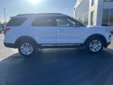 Used 2018 Ford Explorer XLT w/ Equipment Group 202A image 2