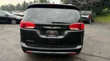 Used 2019 Chrysler Pacifica Touring-L image 4