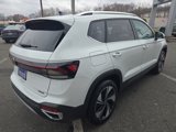 New 2025 Volkswagen Taos SE image 5