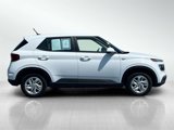 Used 2024 Hyundai Venue SE image 3
