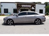 Used 2022 Hyundai Elantra Limited image 2