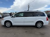Used 2016 Chrysler Town & Country Touring image 6