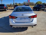 Used 2023 Nissan Altima 2.5 SV w/ SV Premium Package image 4