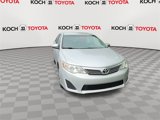 Used 2012 Toyota Camry L image 2
