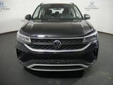 Used 2022 Volkswagen Taos S image 2
