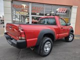 Used 2014 Toyota Tacoma 4x4 Regular Cab image 3