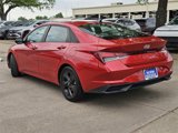 Used 2021 Hyundai Elantra SEL image 3