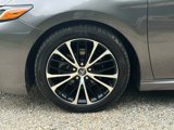 Used 2020 Toyota Camry SE image 3