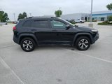 Used 2015 Jeep Cherokee Trailhawk w/ Comfort/Convenience Group image 6