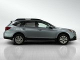 Used 2017 Subaru Outback 2.5i Premium image 6
