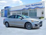 Used 2020 Ford Fusion SE image 1