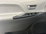 Used 2015 Toyota Sienna LE image 4