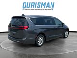 Used 2023 Chrysler Pacifica Touring-L image 6