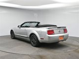 Used 2009 Ford Mustang Convertible image 3
