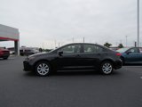 Used 2022 Toyota Corolla LE image 6