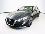 Used 2021 Nissan Altima 2.5 Platinum image 3