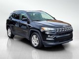 Used 2022 Jeep Compass Latitude w/ Convenience Group image 3