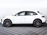 Certified 2025 Porsche Macan image 2
