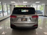 Used 2018 Kia Sorento LX image 5