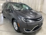 Used 2020 Chrysler Pacifica Touring-L image 2