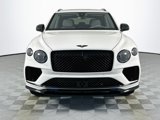 New 2025 Bentley Bentayga image 2