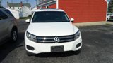 Used 2012 Volkswagen Tiguan S image 2