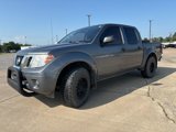 Used 2019 Nissan Frontier SV image 2