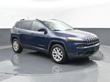 Used 2016 Jeep Cherokee Latitude w/ Cold Weather Group image 3