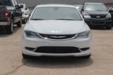 Used 2015 Chrysler 200 Limited w/ Convenience Group image 2
