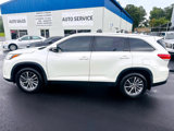 Used 2019 Toyota Highlander XLE image 2